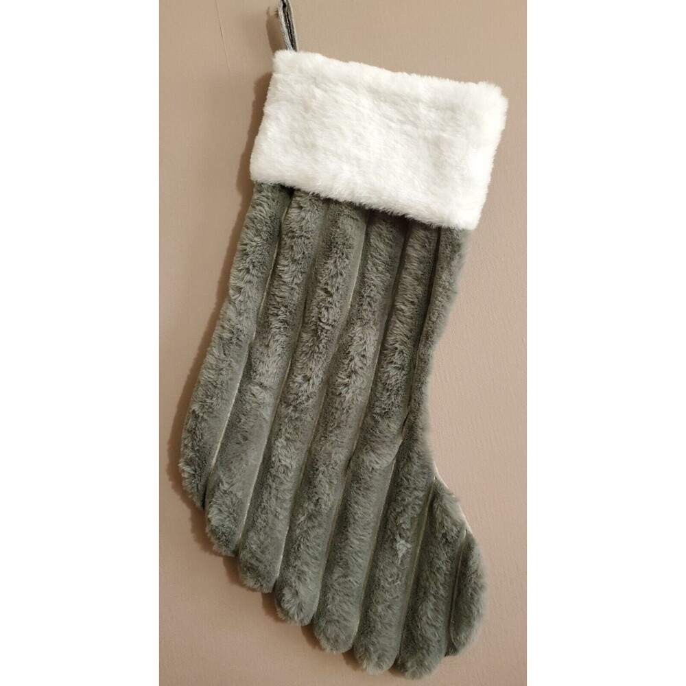 Faux Fur Christmas Stocking Gray White Plush Felt Lined Velvet Back 18"